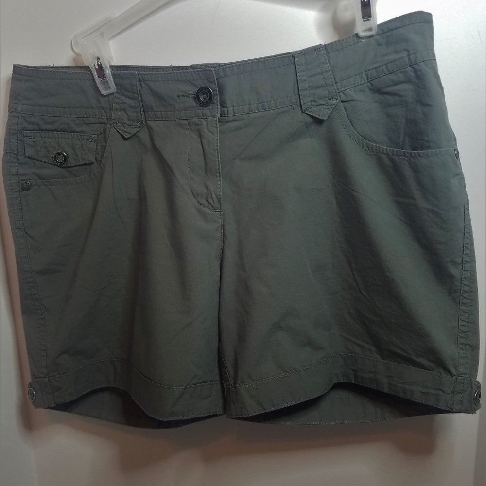 DeFacto  Casual Ladies Shorts Size 8